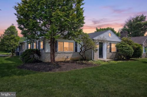 241 Clearview Rd, HANOVER, PA, 17331-1311 | Card Image