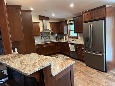 N8418 Swansea Dr, House other with 3 bedrooms, 3 bathrooms and null parking in Ixonia WI | Image 3