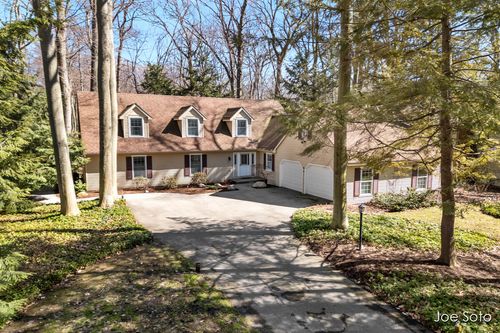 243 Little Station Road, Park Township, MI, 49424 | Card Image