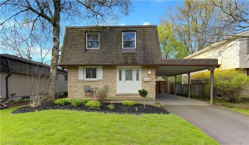 331 Dansbury Dr, Waterloo, ON, N2K2M1 | Card Image