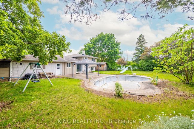 1761 Daleview Cres, House other with 4 bedrooms, 2 bathrooms and 8 parking in Cambridge ON | Image 44