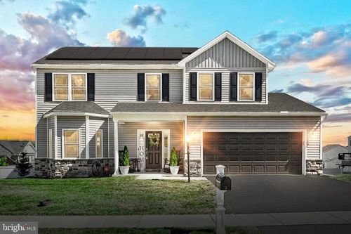 5 Champions Dr, YORK HAVEN, PA, 17370-8928 | Card Image