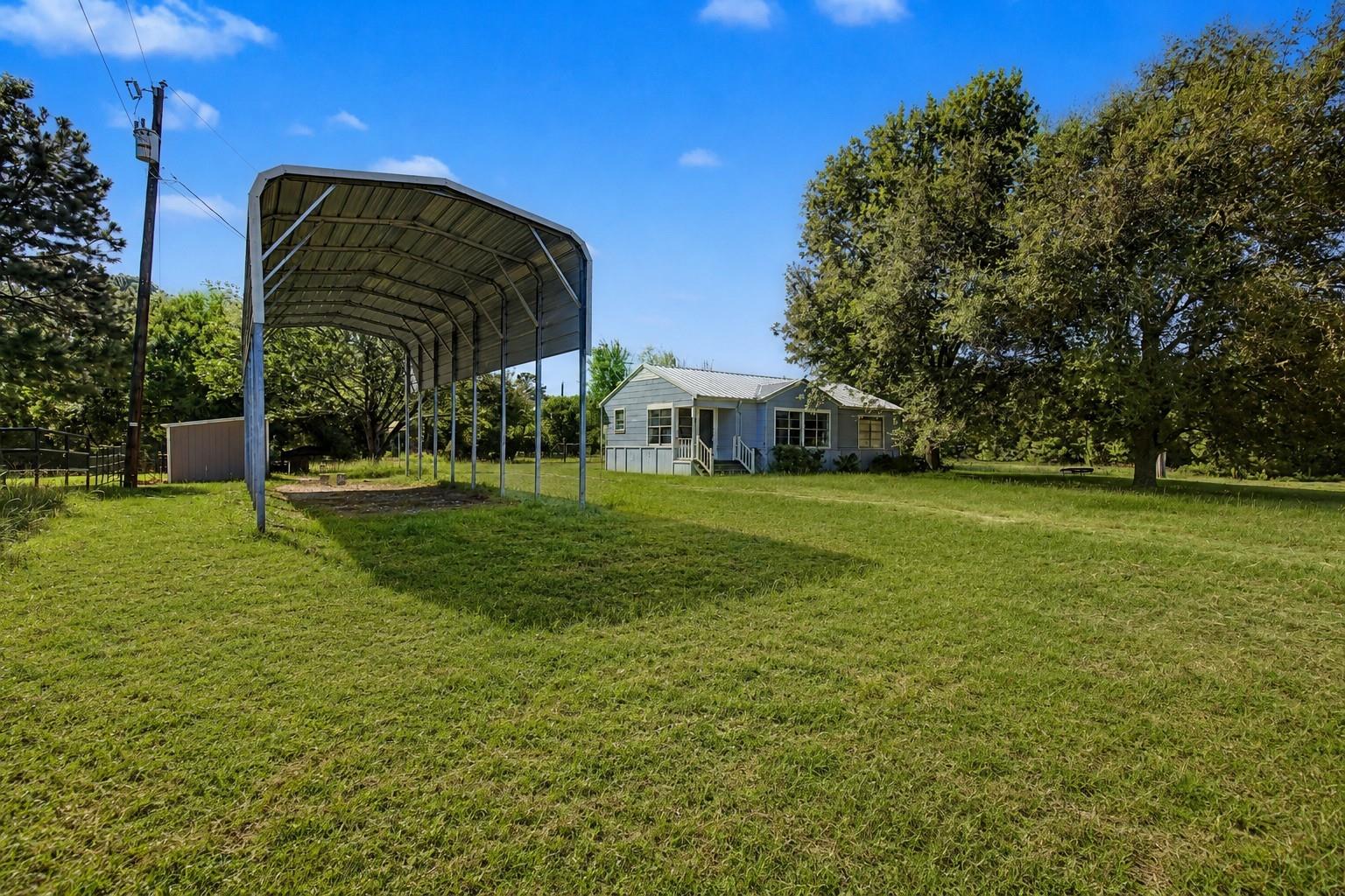 Residential in Lovelady
