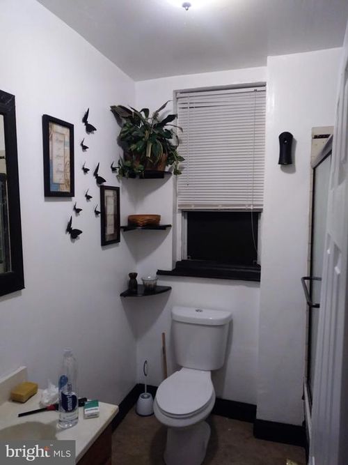 1652 S Conestoga St, PHILADELPHIA, PA, 19143-5416 | Card Image