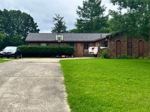 411 Hacienda Cir, Haughton, LA, 71037-9529 | Card Image