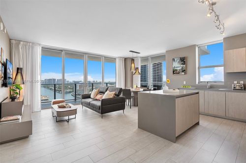 r1508-4010 S Ocean Dr, Hollywood, FL, 33019-3063 | Card Image