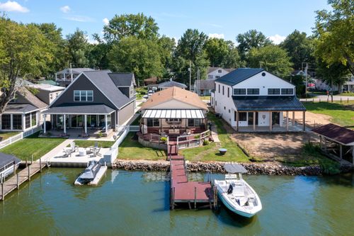 3186 Maple Ave Ne, Millersport, OH, 43046-9740 | Card Image