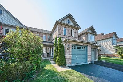 30 Inlet Bay Dr, Home with 3 bedrooms, 3 bathrooms and 3 parking in Whitby ON | Image 3