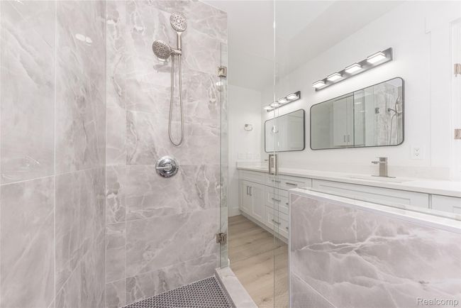 Masther Bathroom Shower View | Image 14