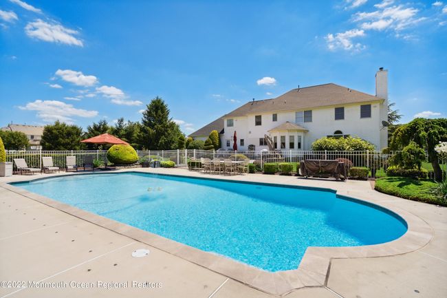 527 Apache Trl, House other with 5 bedrooms, 6 bathrooms and null parking in Morganville NJ | Image 22