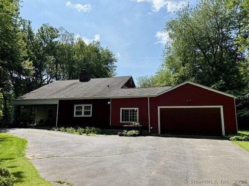 2 Barberry Lane, Woodbridge, CT, 06525 | Card Image