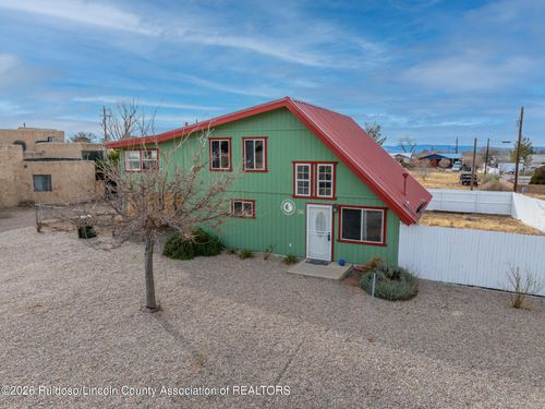 506 H Ave, Carrizozo, NM, 88301-8157 | Card Image