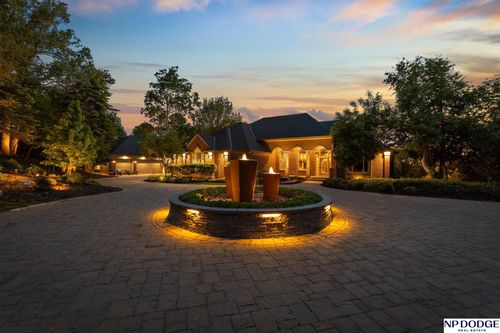 21509 Ridgewood Rd, Elkhorn, NE, 68022-4631 | Card Image