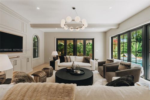 549 59th St, Miami, FL, 33137-2230 | Card Image