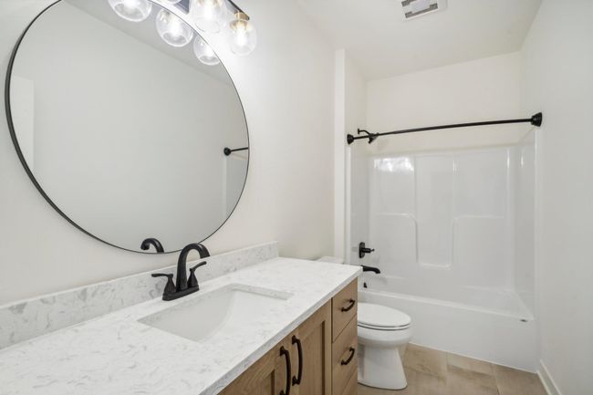 6479 Ridge View Way, Condo with 2 bedrooms, 2 bathrooms and null parking in Deforest WI | Image 25