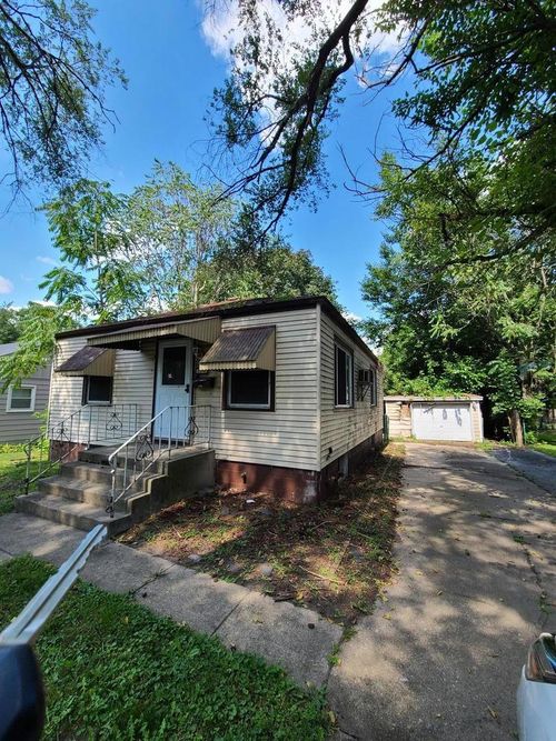 2316 170th St, Hazel Crest, IL, 60429-1206 | Card Image