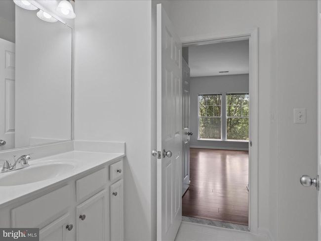 APT-304 - 1511 N Point Dr, Condo with 2 bedrooms, 2 bathrooms and null parking in RESTON VA | Image 23