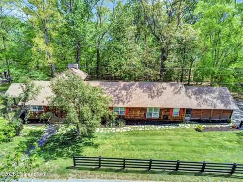 131 Lakeside Dr, Scottsville, KY, 42164 | Card Image