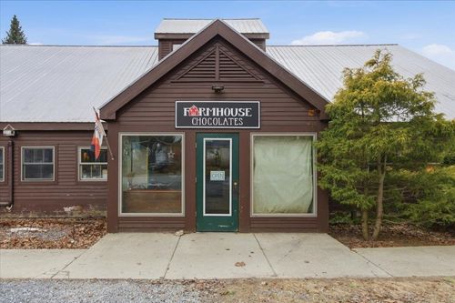 25 Mountain View St, Bristol, VT, 05443-1363 | Card Image