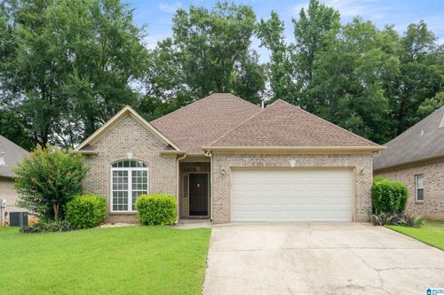 4542 Riverbirch Cir, BESSEMER, AL, 35022-8347 | Card Image