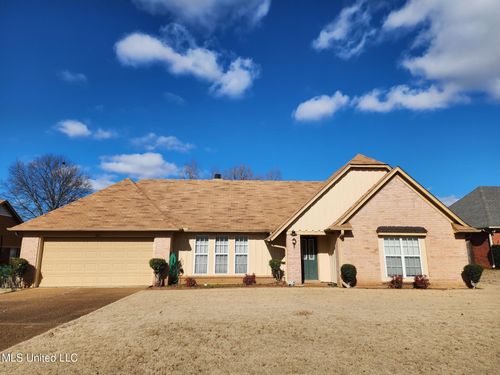 1826 Pecan Meadows Drive, Southaven, MS, 38671 | Card Image