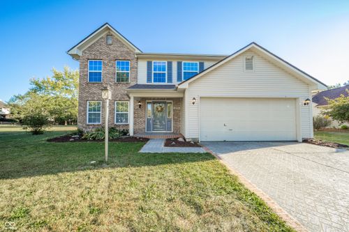 5777 Skipton Ct, Noblesville, IN, 46062-7627 | Card Image