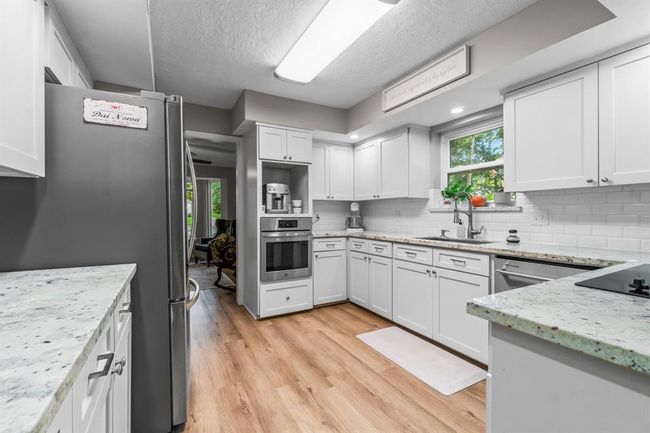 24111 Norchester Way, House other with 4 bedrooms, 3 bathrooms and 2 parking in Spring TX | Image 12