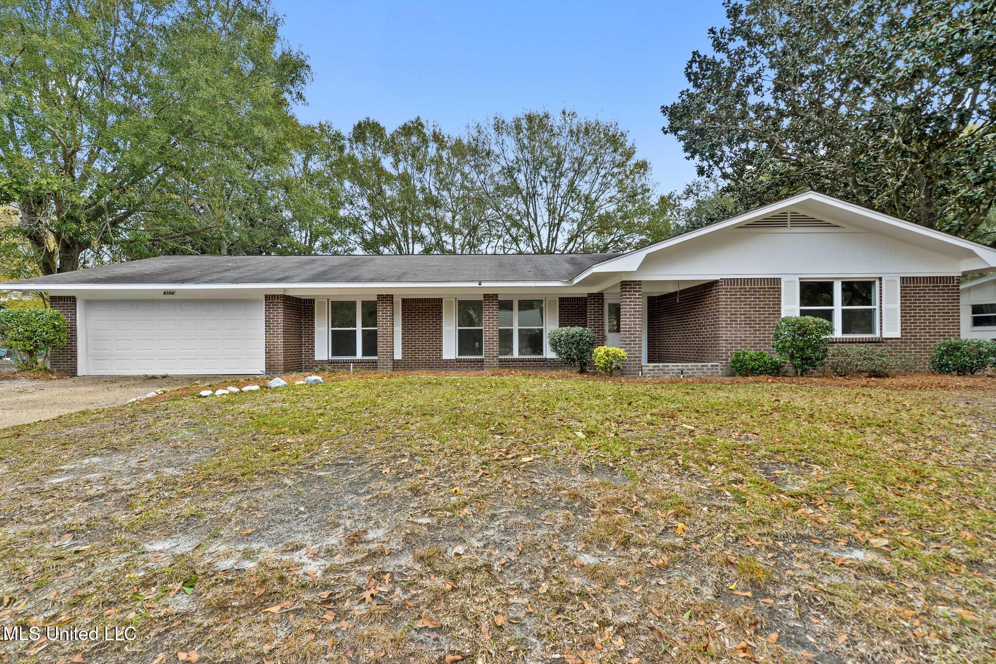 6104 Gruich Cir, For Sale in Ocean Springs - eXp Realty