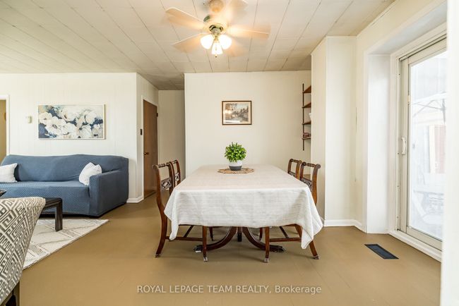 2106 Dunrobin Rd, House other with 3 bedrooms, 2 bathrooms and 8 parking in Dunrobin ON | Image 16