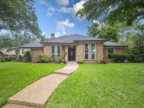 7315 Debbe Dr, Dallas, TX, 75252-6323 | Card Image