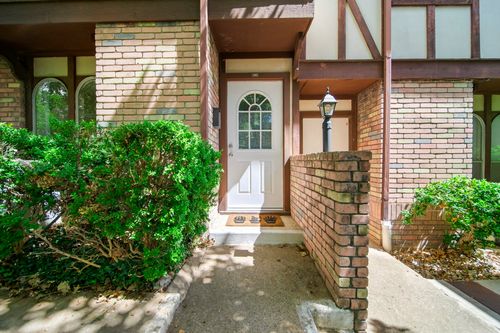 108-7409 Shadow Hill Dr, Austin, TX, 78731-2362 | Card Image