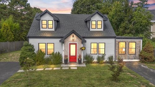 4 Hanover St, Newbury, MA, 01951-1716 | Card Image