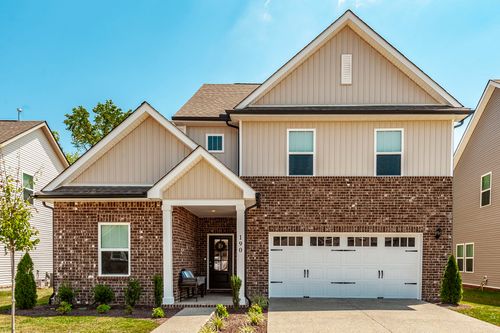 190 Crabourne Dr, White House, TN, 37188-4112 | Card Image