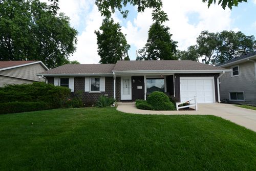 736 Cynthia Ln, Glendale Heights, IL, 60139-3314 | Card Image