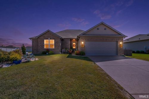 7521 Brinkley Ct, Evansville, IN, 47715-4524 | Card Image