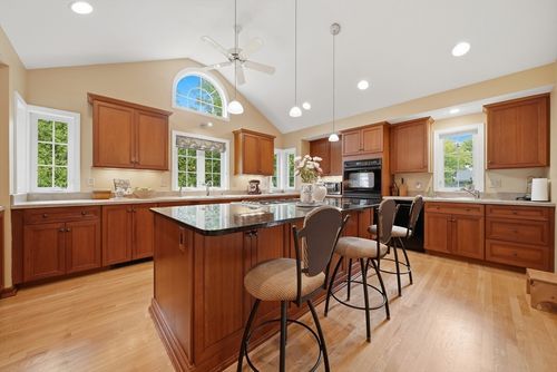 41 Nottingham Dr, Nashua, NH, 03062-3144 | Card Image
