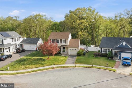 1 Lily Ct, ATCO, NJ, 08004-2915 | Card Image