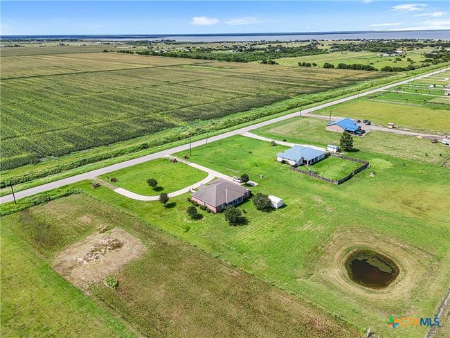 444 E Maxwell Ditch Rd, House other with 3 bedrooms, 2 bathrooms and null parking in Port Lavaca TX | Image 10