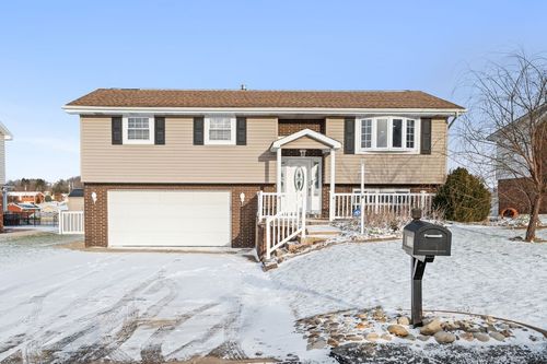 322 Highland Dr, Elizabeth, PA, 15037-2832 | Card Image