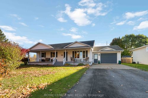 1523 Barron Rd, Allanburg, ON, L0S1A0 | Card Image