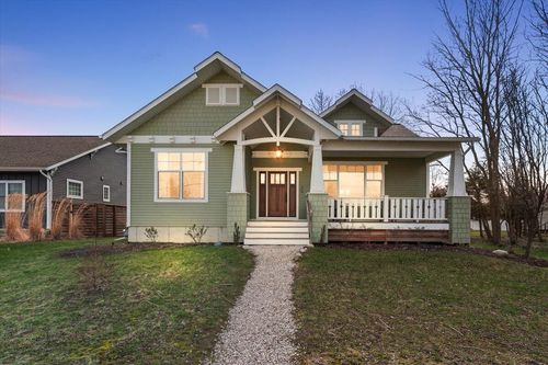 35 Ferry St, Douglas, MI, 49406-5215 | Card Image