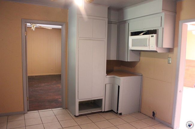 403 N Foster N Foster St, House other with 3 bedrooms, 2 bathrooms and null parking in Linden TX | Image 8