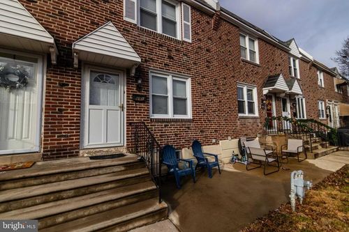 651 Magnolia Ave, GLENOLDEN, PA, 19036-1003 | Card Image