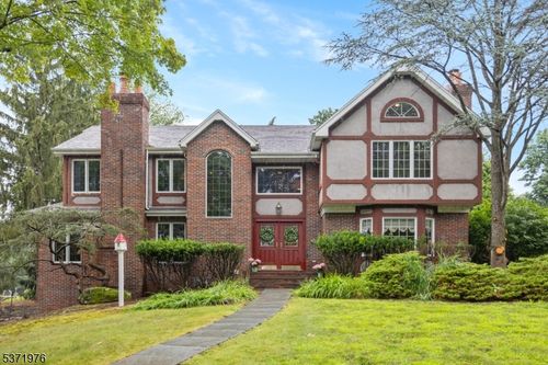 295 French Hill Rd, Wayne, NJ, 07470-3976 | Card Image