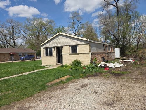 4132 W 138th St, Robbins, IL, 60472-1410 | Card Image