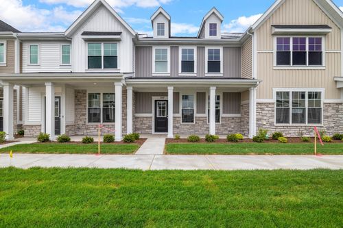 13069 Carolina St, Crown Point, IN, 46307-6614 | Card Image