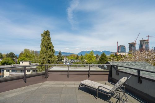 101-1959 W 2nd Ave, Vancouver, BC, V6J1J2 | Card Image