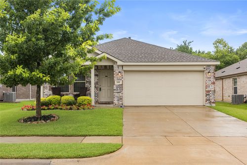 240 Westpark Dr, Anna, TX, 75409-4745 | Card Image