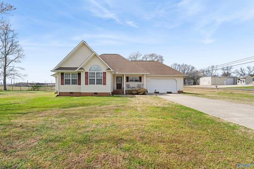 418 Briarwood Ave, Albertville, AL, 35950-1368 | Card Image