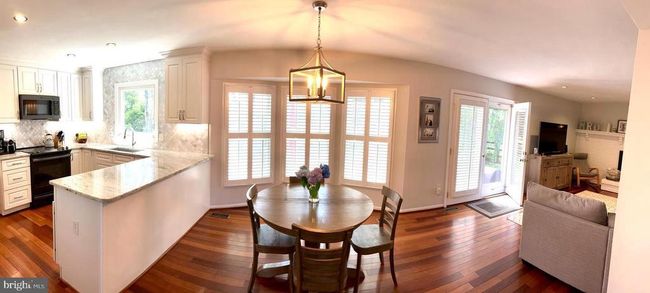 20053 Great Falls Forest Dr, House other with 4 bedrooms, 3 bathrooms and null parking in GREAT FALLS VA | Image 9